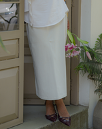Load image into Gallery viewer, Ivory Ruffle Skirt