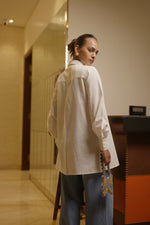 Load image into Gallery viewer, Luna Linen-White Cotton Linen shirt
