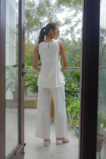Load image into Gallery viewer, Ruffle Bloom Sleeveless Cord-set
